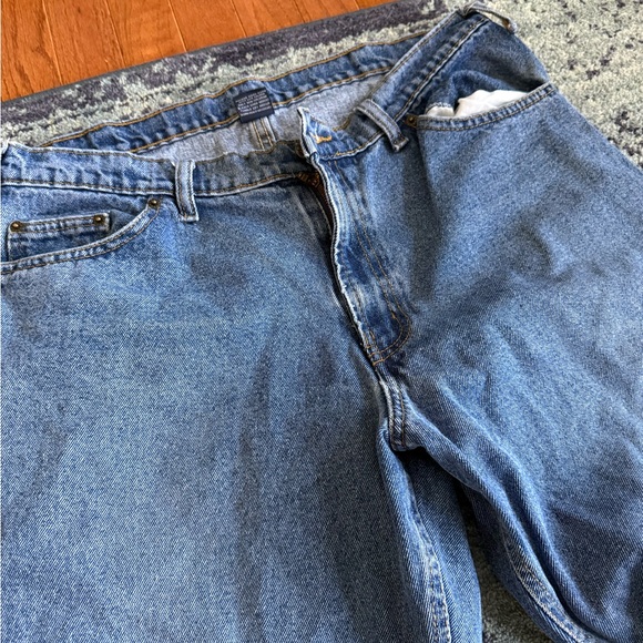 Men’s 36x30 Heavyweight Medium Wash Denim Jeans Relaxed Fit Straight Leg Winter - Picture 5 of 6